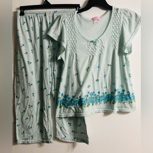2pcs pajamas set top short sleeves /pant pull on  mint floral.XL